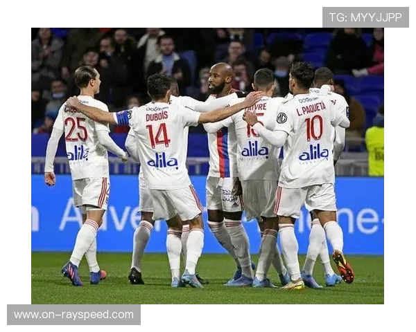 里昂主场迎战勒阿弗尔,体能危机对阵中场残阵